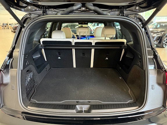 Mercedes-Benz GLB250+ 5 of 5