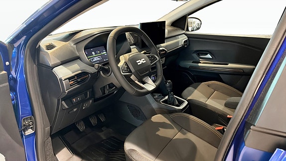 Dacia Sandero 3 of 12