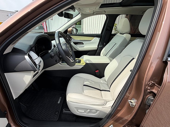 Mazda CX-80 9 of 15