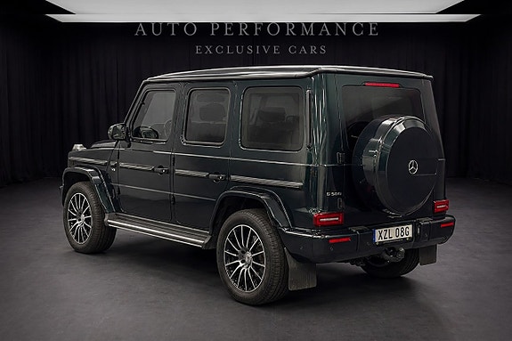 Mercedes-Benz G500 3 of 5