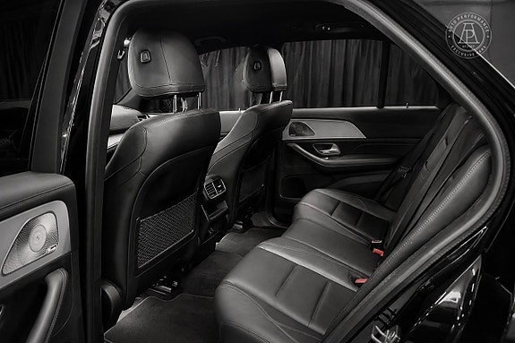 Mercedes-Benz GLE350 de 10 of 11