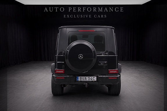 Mercedes-Benz G63 4 of 5