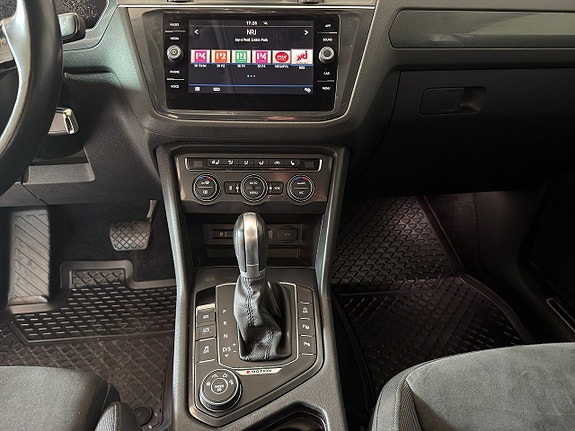 Volkswagen Tiguan 14 of 21