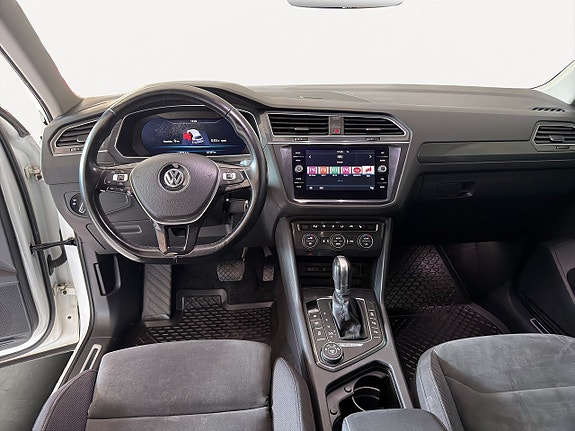 Volkswagen Tiguan 13 of 21