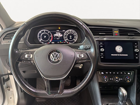Volkswagen Tiguan 9 of 21