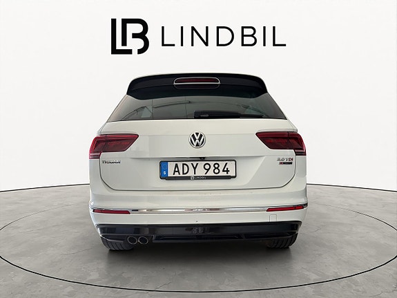 Volkswagen Tiguan 5 of 21