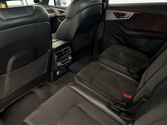 Audi Q7 15 of 19