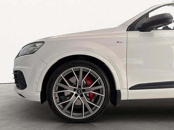Audi Q7 17 of 19