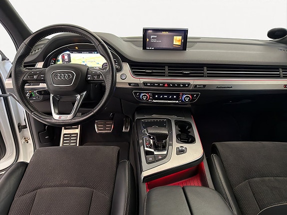 Audi Q7 11 of 19