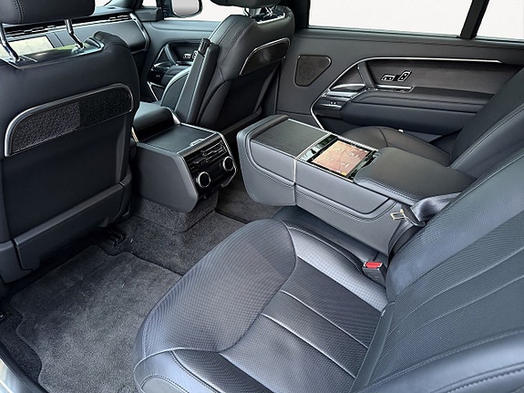 Land Rover Range Rover 9 of 24