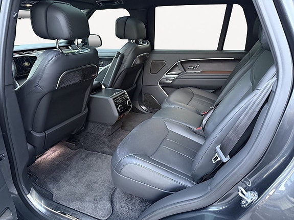 Land Rover Range Rover 22 of 24