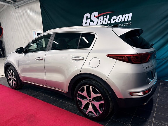 Kia Sportage 10 of 12