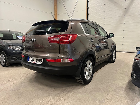 Kia Sportage 3 of 5