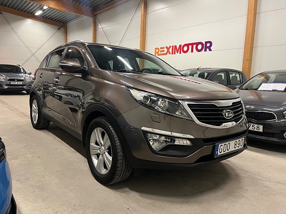 Kia Sportage 2 of 5
