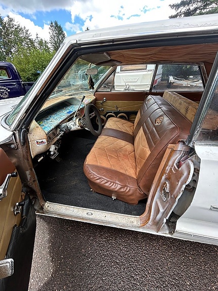 Chevrolet Impala 5 of 5