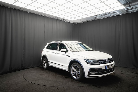 Volkswagen Tiguan 4 of 5