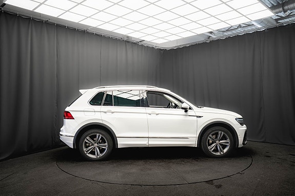 Volkswagen Tiguan 5 of 5