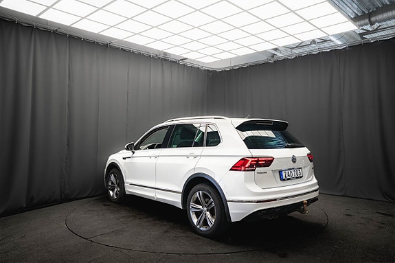 Volkswagen Tiguan 8 of 22