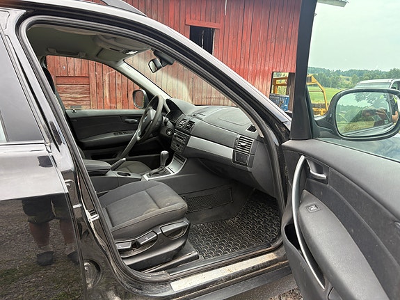 BMW X3 5 of 5