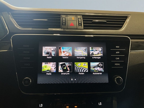 Skoda Superb 15 of 22