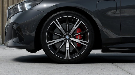 BMW 530e 7 of 13