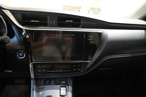 Toyota Auris 17 of 20