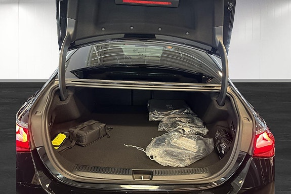 Mercedes-Benz E300 de 18 of 18
