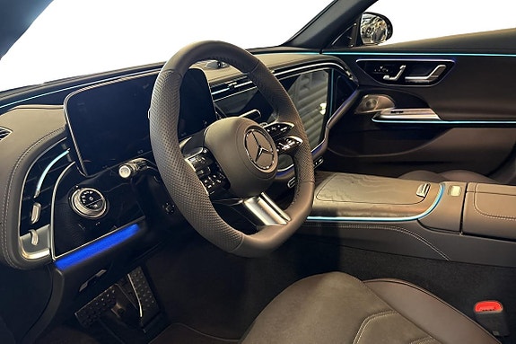 Mercedes-Benz E300 de 9 of 18