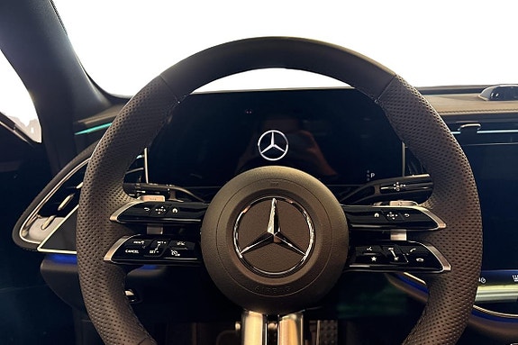 Mercedes-Benz E300 de 10 of 18