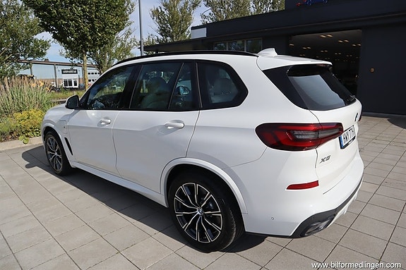 BMW X5 3 of 5