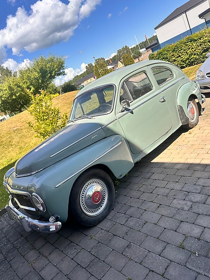 Volvo PV 2 of 5