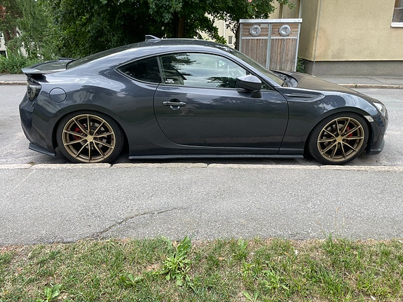 Subaru BRZ 3 of 4