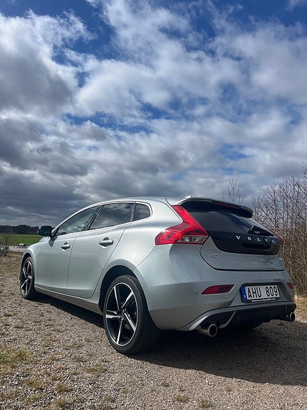 Volvo V40 5 of 12