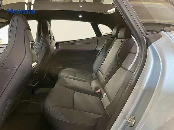 Polestar 4 15 of 15