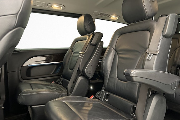 Mercedes-Benz V250 d 13 of 30