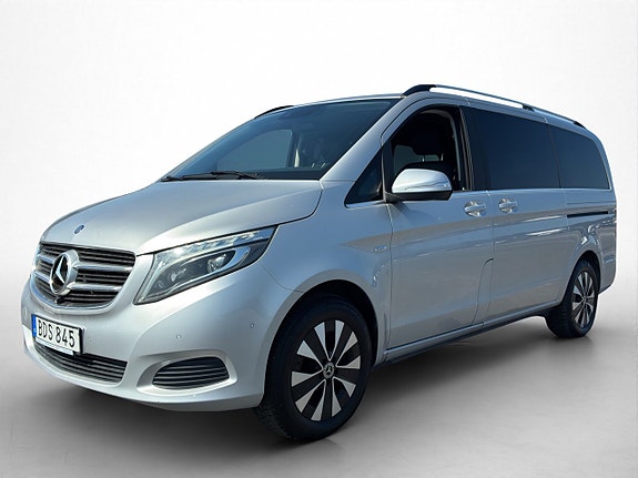 Mercedes-Benz V250 d 3 of 30