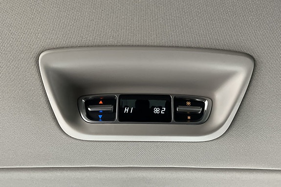 Mercedes-Benz V250 d 30 of 30