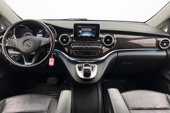 Mercedes-Benz V250 d 14 of 30