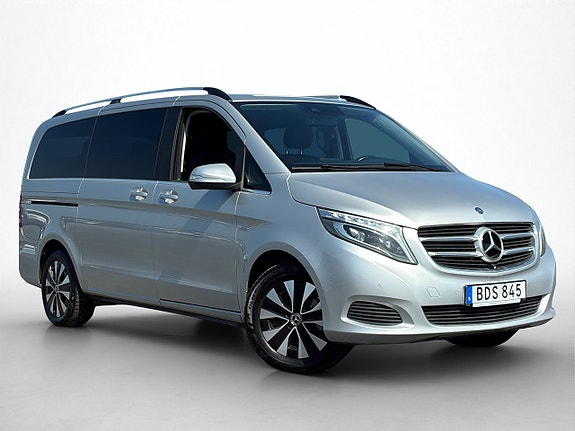 Mercedes-Benz V250 d 29 of 30