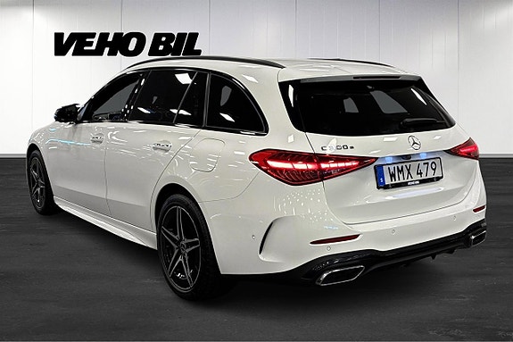 Mercedes-Benz C300 e 4 of 5