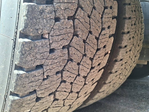 Scania R590 LB6x4 14 of 18