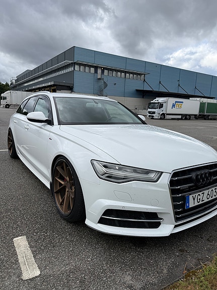 Audi A6 4 of 7