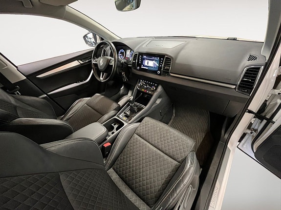 Skoda Karoq 13 of 23