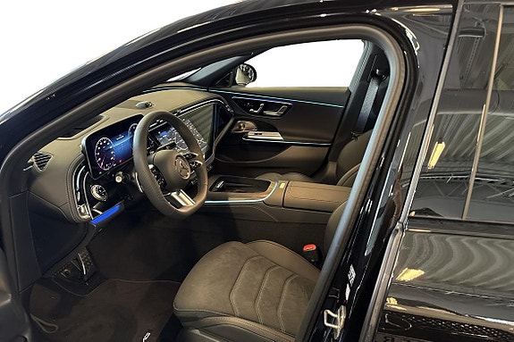 Mercedes-Benz E300 de 8 of 18