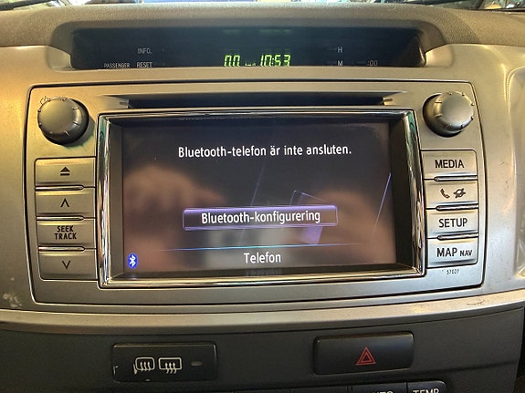 Toyota HiLux 16 of 18