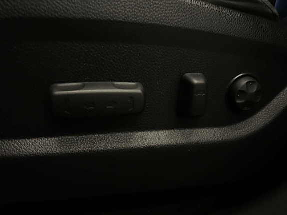 Hyundai Santa Fe 17 of 22