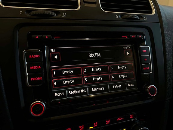 Volkswagen Golf VI 11 of 19