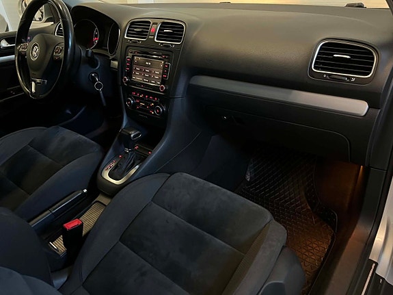 Volkswagen Golf VI 9 of 19