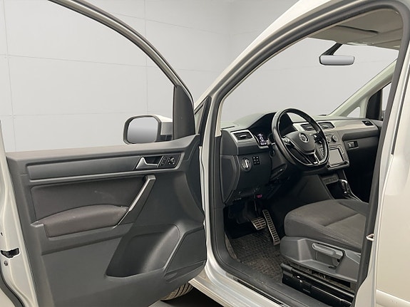 Volkswagen Caddy Maxi 14 of 30