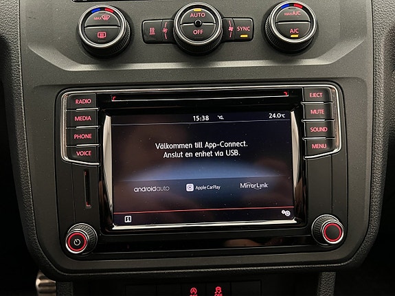 Volkswagen Caddy Maxi 23 of 30